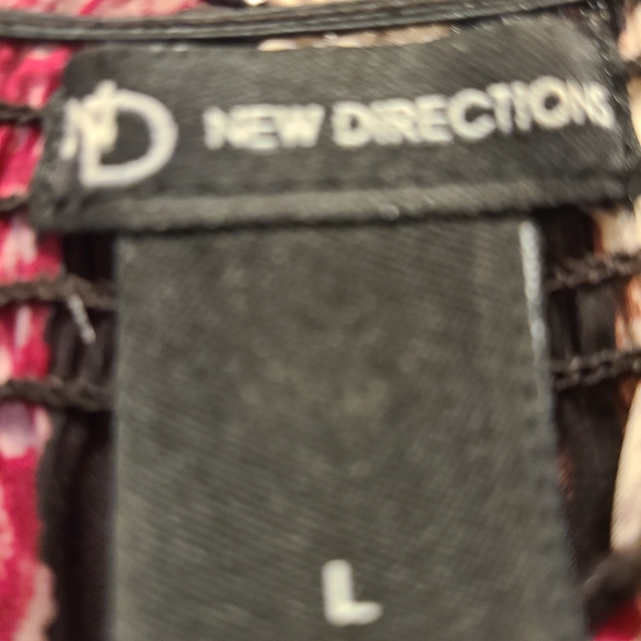 New Directions Blouse - Picture 4 of 5